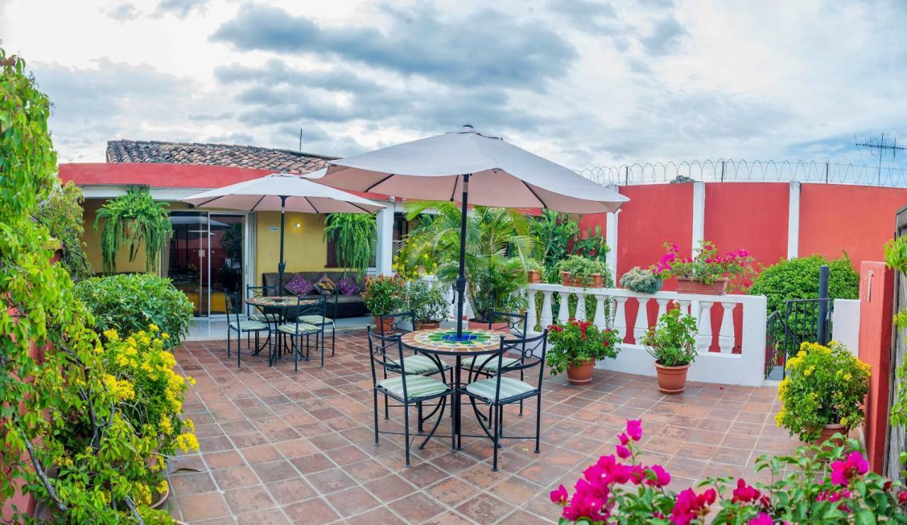 Hotel Casa Rustica By Ahs Antigua Exterior photo